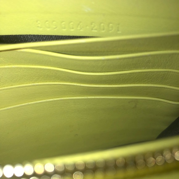 Gucci Bags Vintage Gucci Crossbody Poshmark